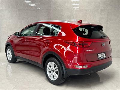 2018 Kia Sportage - Thumbnail