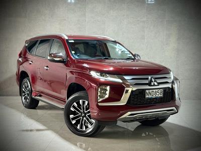 2021 Mitsubishi Pajero