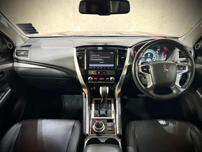2021 Mitsubishi Pajero Sport - Thumbnail