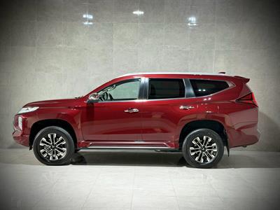 2021 Mitsubishi Pajero Sport - Thumbnail