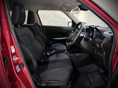 2020 Suzuki Swift - Thumbnail