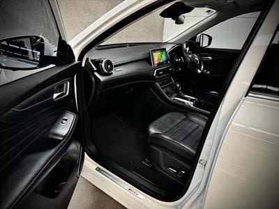 2021 MG HS - Thumbnail