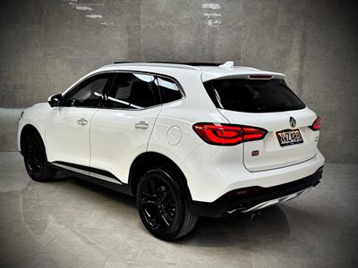 2021 MG HS - Thumbnail