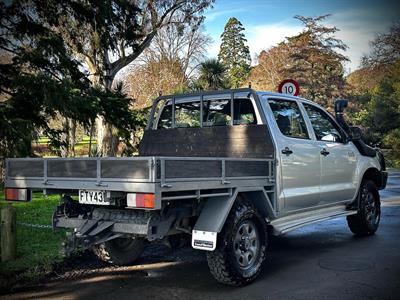 2011 Toyota Hilux - Thumbnail
