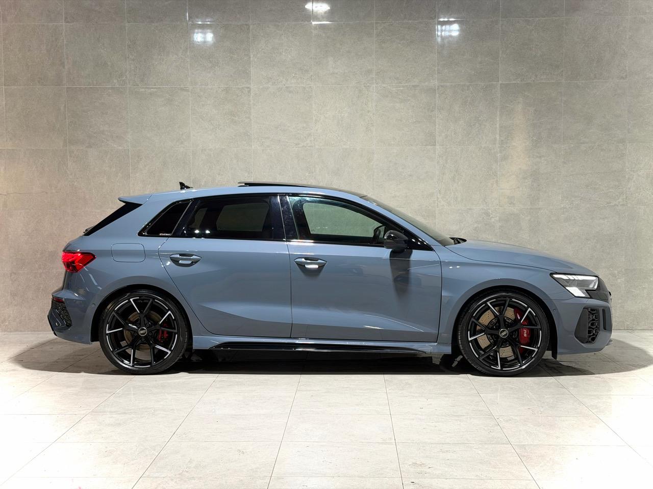 2022 Audi RS3