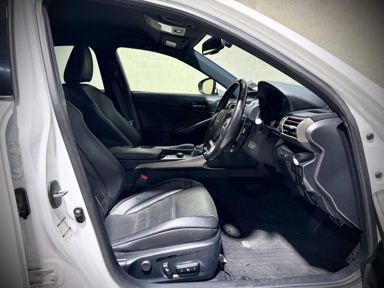 2015 Lexus Is350