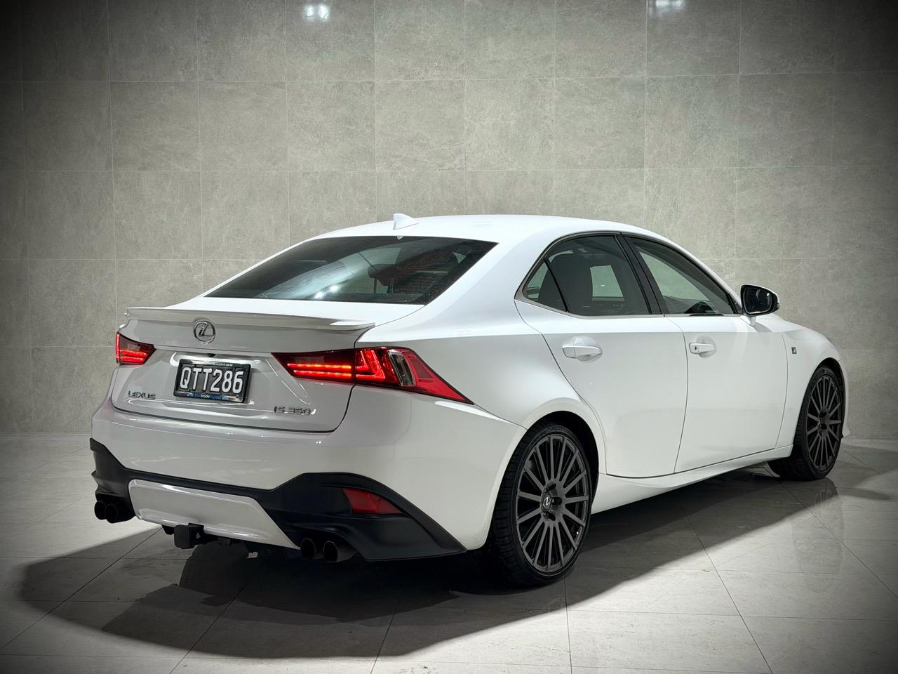 2015 Lexus Is350