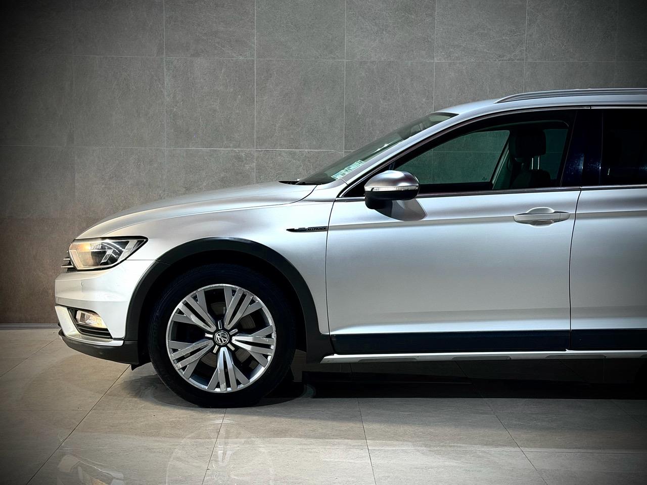 2016 Volkswagen Passat