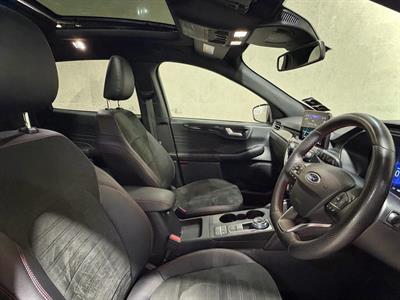 2023 Ford Escape - Thumbnail