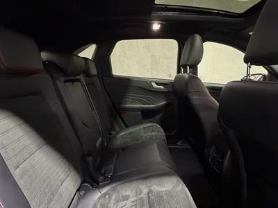 2023 Ford Escape - Thumbnail