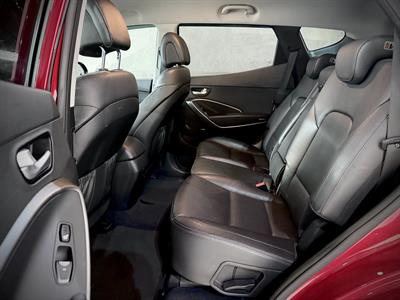 2016 Hyundai Santa Fe - Thumbnail