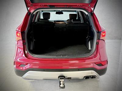 2016 Hyundai Santa Fe - Thumbnail