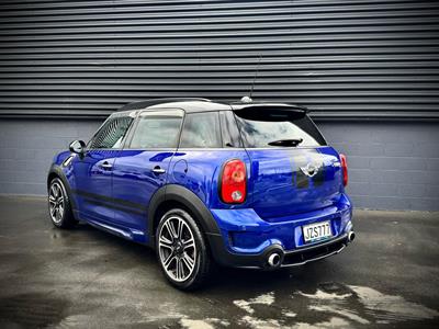 2016 Mini Countryman - Thumbnail