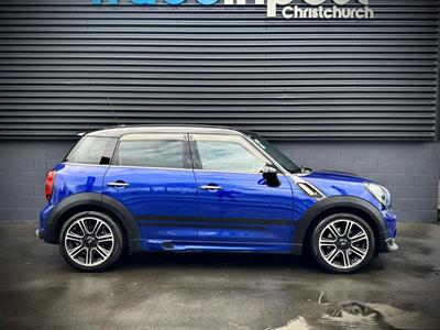 2016 Mini Countryman - Thumbnail