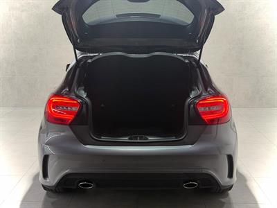 2015 Mercedes-Benz A180 - Thumbnail