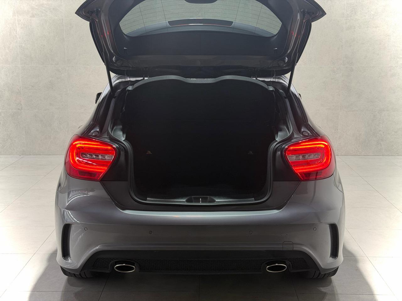2015 Mercedes-Benz A180