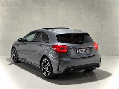 2015 Mercedes-Benz A180 - Thumbnail