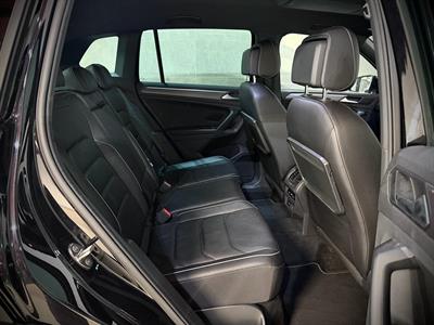 2019 Volkswagen Tiguan - Thumbnail