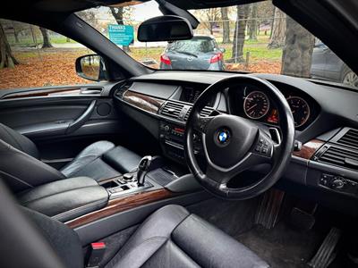 2011 BMW X6 - Thumbnail
