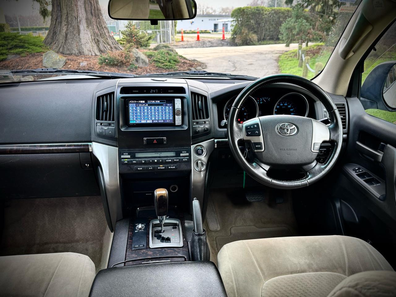 2011 Toyota Land Cruiser