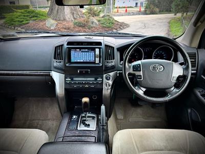 2011 Toyota Land Cruiser - Thumbnail