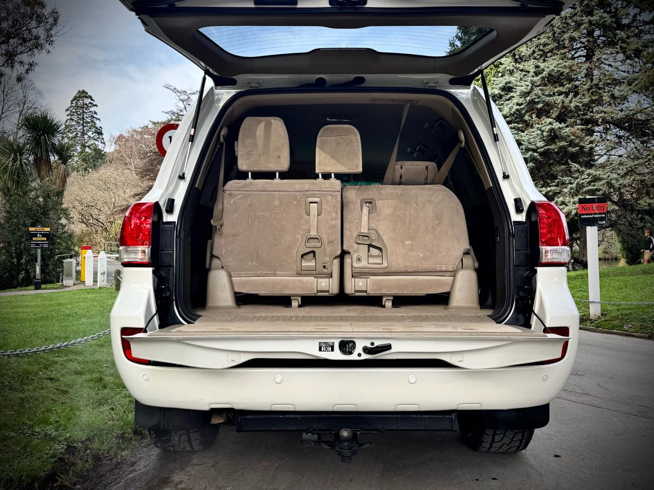 2011 Toyota Land Cruiser