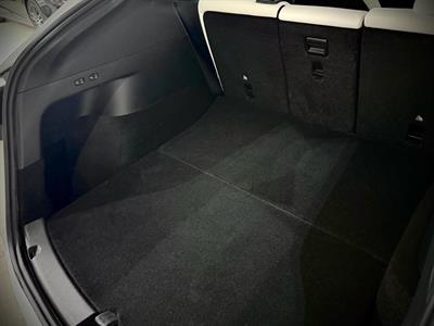 2022 Tesla Model Y - Thumbnail