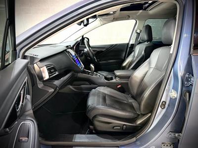 2023 Subaru Outback - Thumbnail