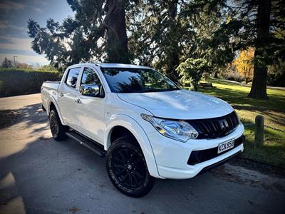 2016 Mitsubishi Triton - Thumbnail