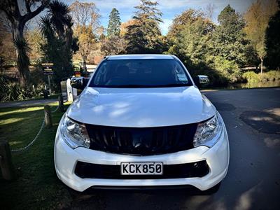 2016 Mitsubishi Triton - Thumbnail