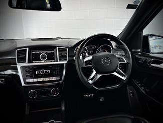 2013 Mercedes-Benz ML 63 - Thumbnail