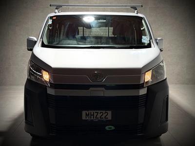 2019 Toyota Hiace - Thumbnail