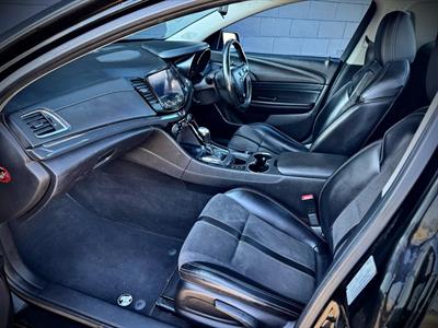 2017 Holden Commodore - Thumbnail