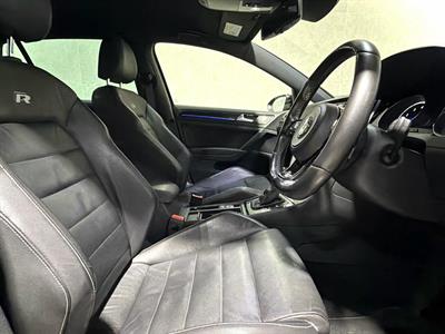 2014 Volkswagen Golf - Thumbnail
