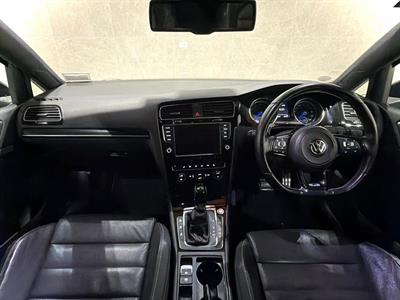 2014 Volkswagen Golf - Thumbnail