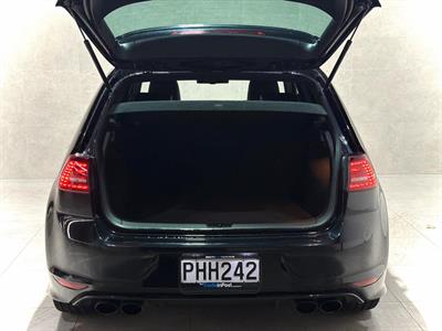 2014 Volkswagen Golf - Thumbnail