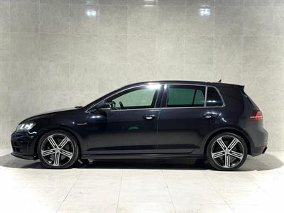 2014 Volkswagen Golf - Thumbnail