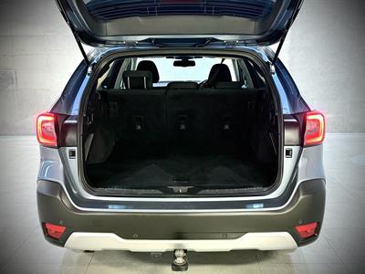2022 Subaru Outback - Thumbnail