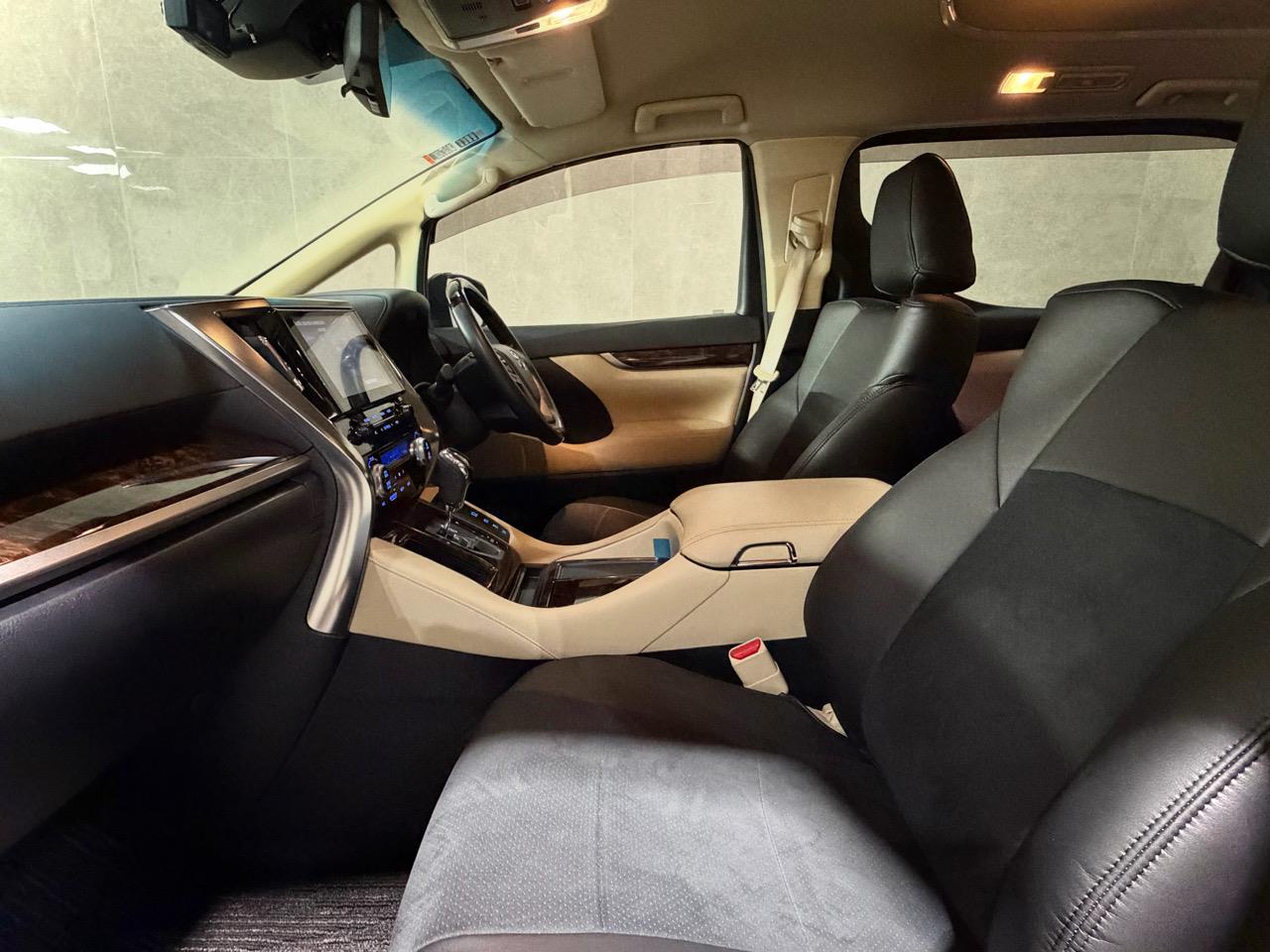 2021 Toyota Alphard