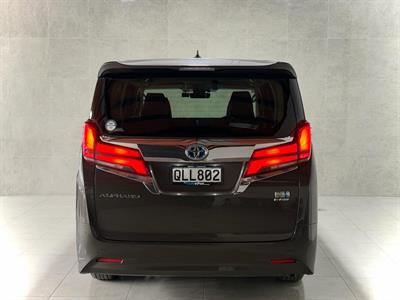 2021 Toyota Alphard - Thumbnail