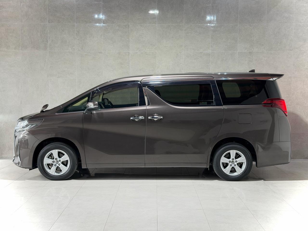 2021 Toyota Alphard