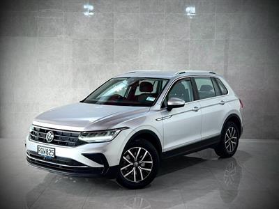 2021 Volkswagen Tiguan - Thumbnail