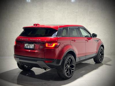 2018 Land Rover Range Rover Evoque - Thumbnail