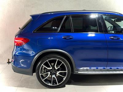 2017 Mercedes-Benz GLC 43 - Thumbnail