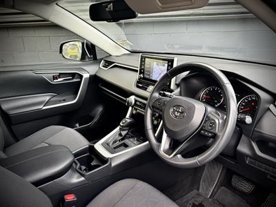 2020 Toyota Rav4 - Thumbnail