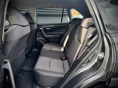 2020 Toyota Rav4 - Thumbnail