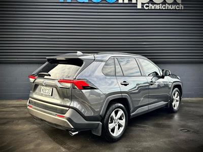 2020 Toyota Rav4 - Thumbnail