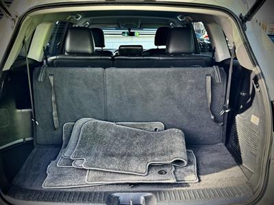 2017 Toyota Highlander - Thumbnail