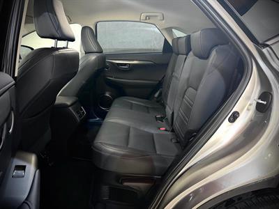 2019 Lexus Nx300h - Thumbnail