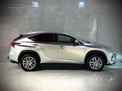 2019 Lexus Nx300h - Thumbnail
